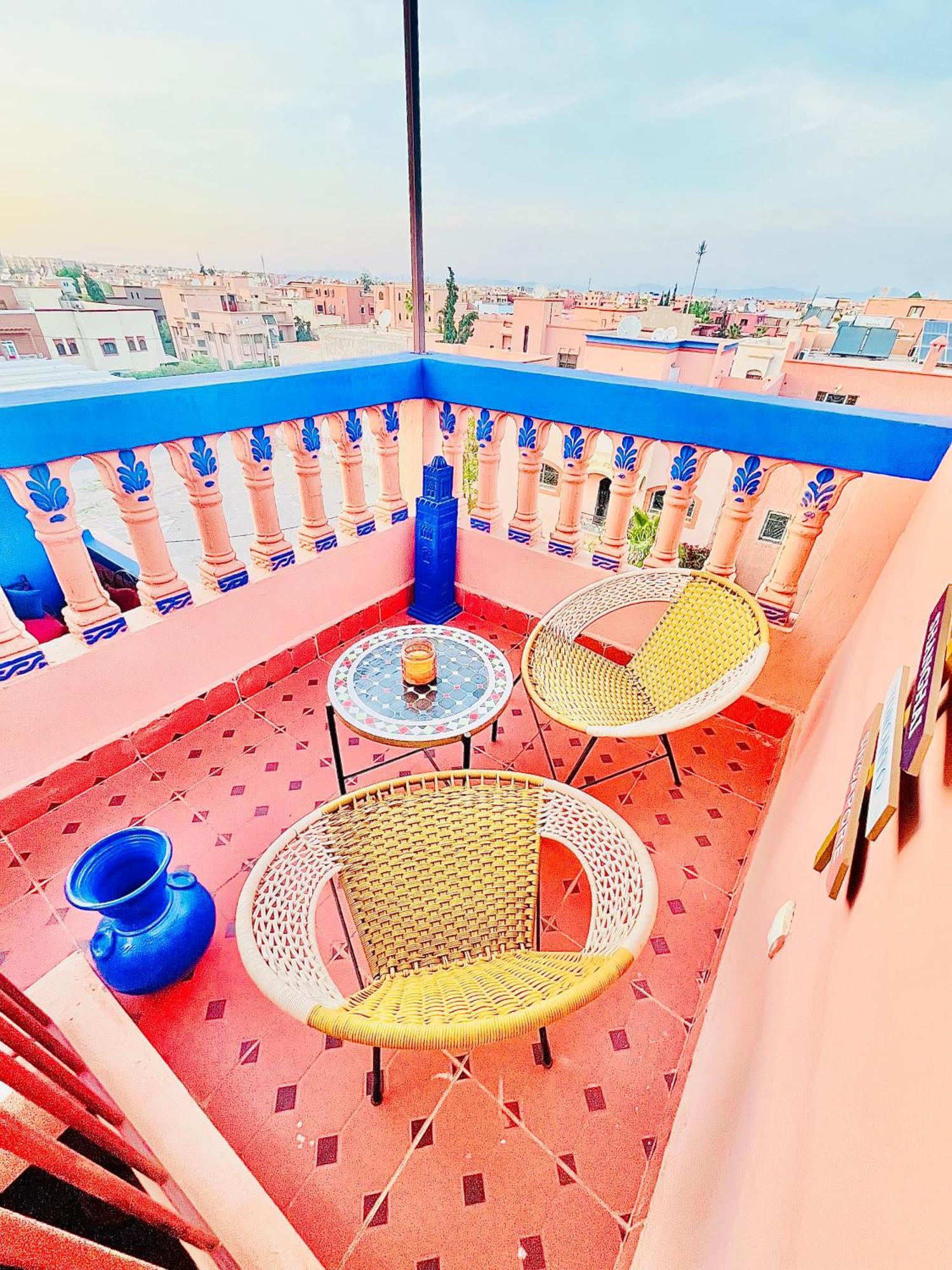 Apartment With Ac, Patio And Rooftop Appartement Climatise Avec Patio Et Toit Terrasse Marrakesh Esterno foto