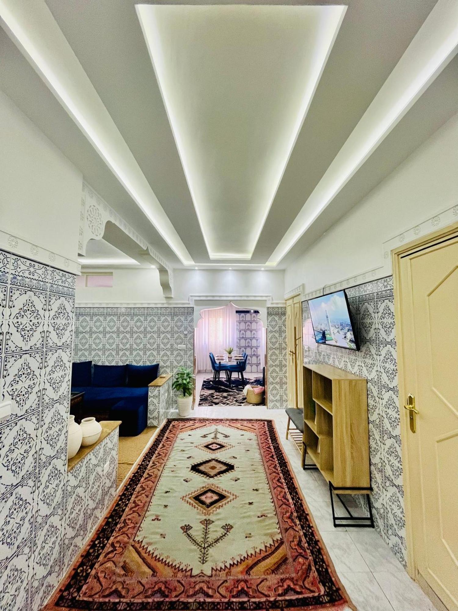 Apartment With Ac, Patio And Rooftop Appartement Climatise Avec Patio Et Toit Terrasse Marrakesh Esterno foto